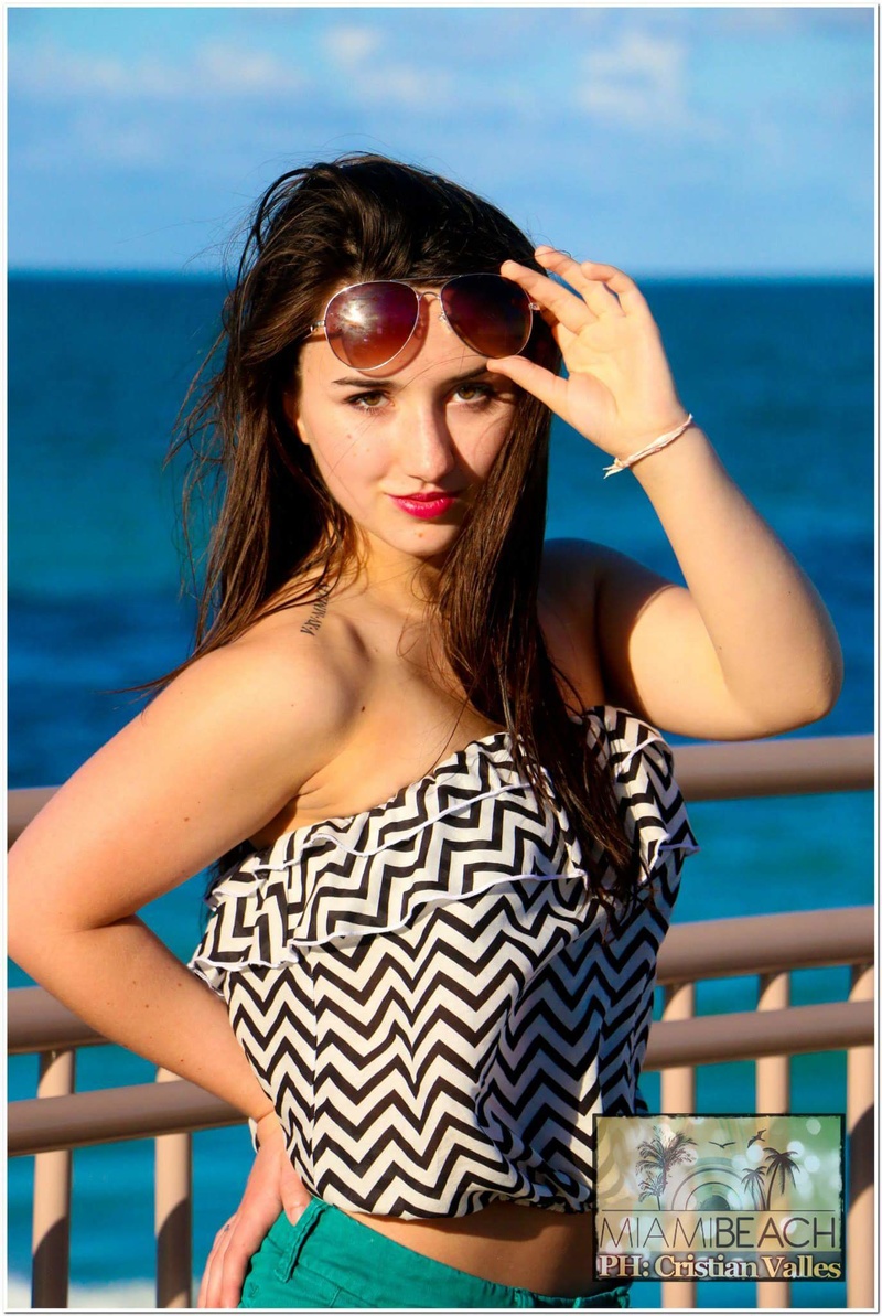 Female model photo shoot of shedances28 in Miami, FL