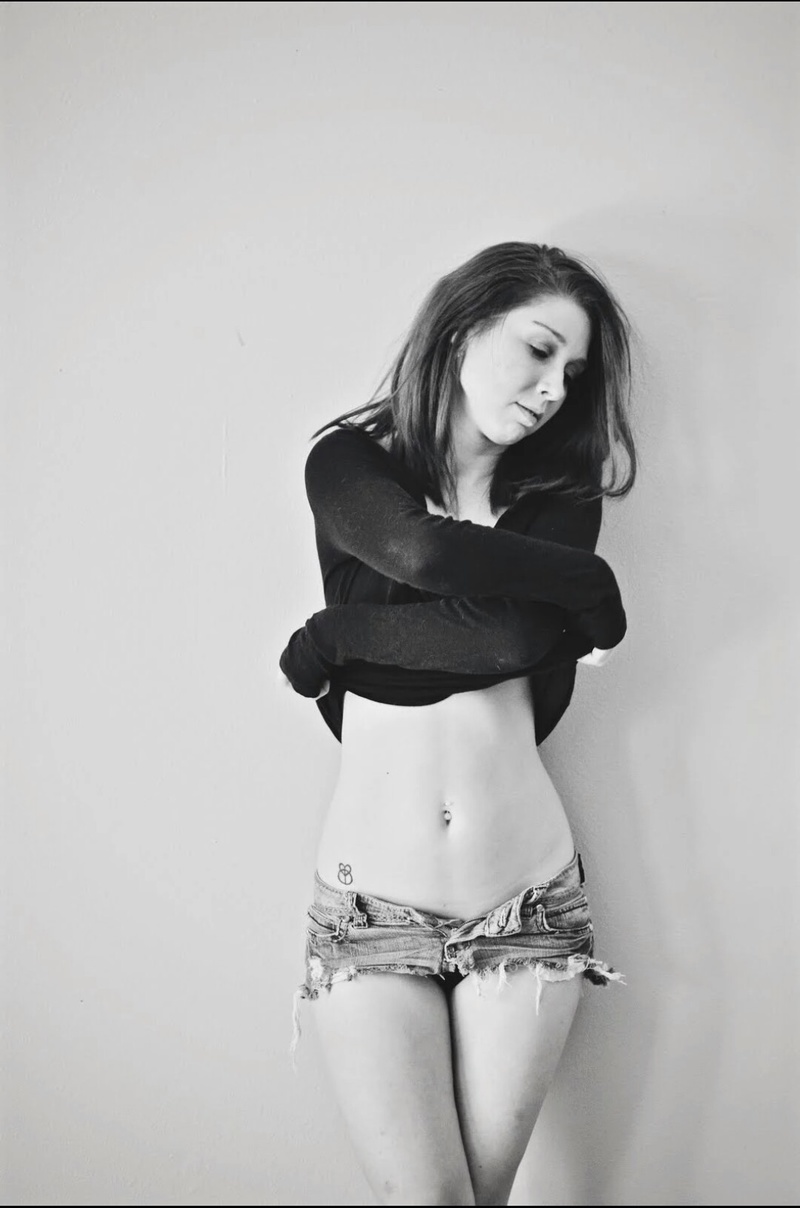 Female model photo shoot of Scarlette Coffman