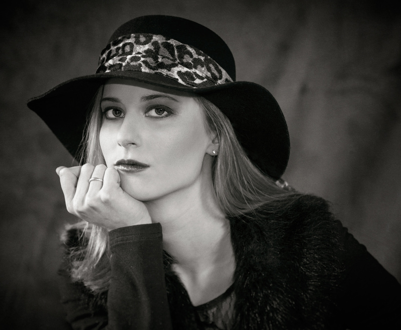 Female model photo shoot of Alessandra Riva in Milan