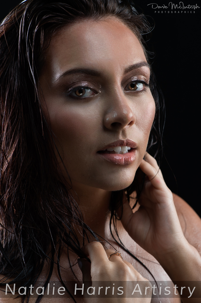 Female model photo shoot of NatalieHarris113