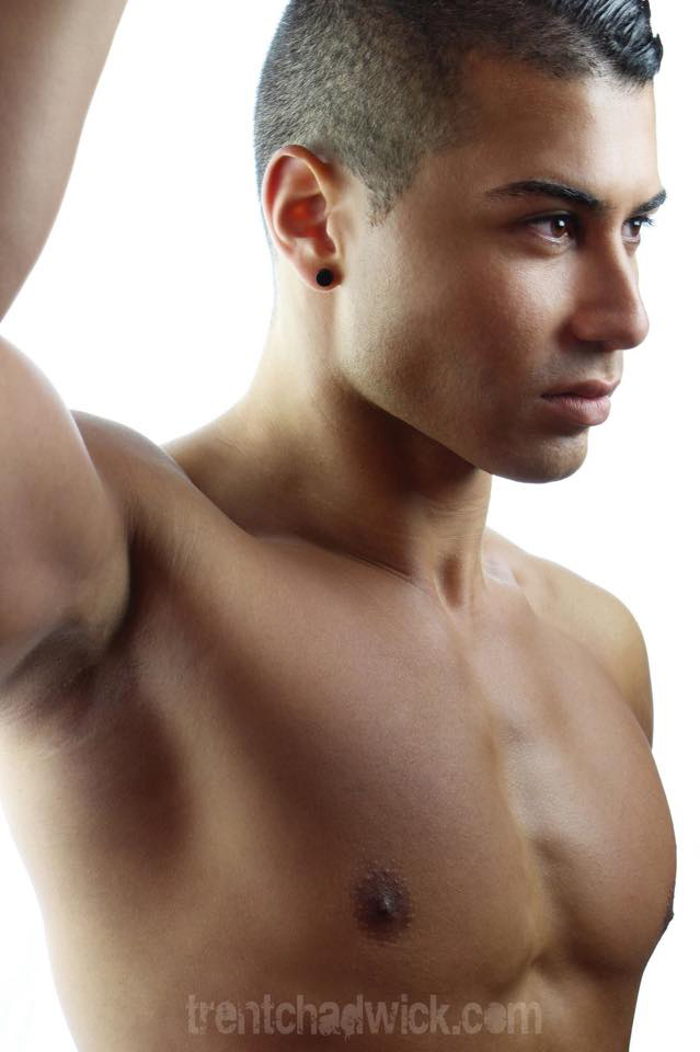 Male model photo shoot of Murat Ozyucekok