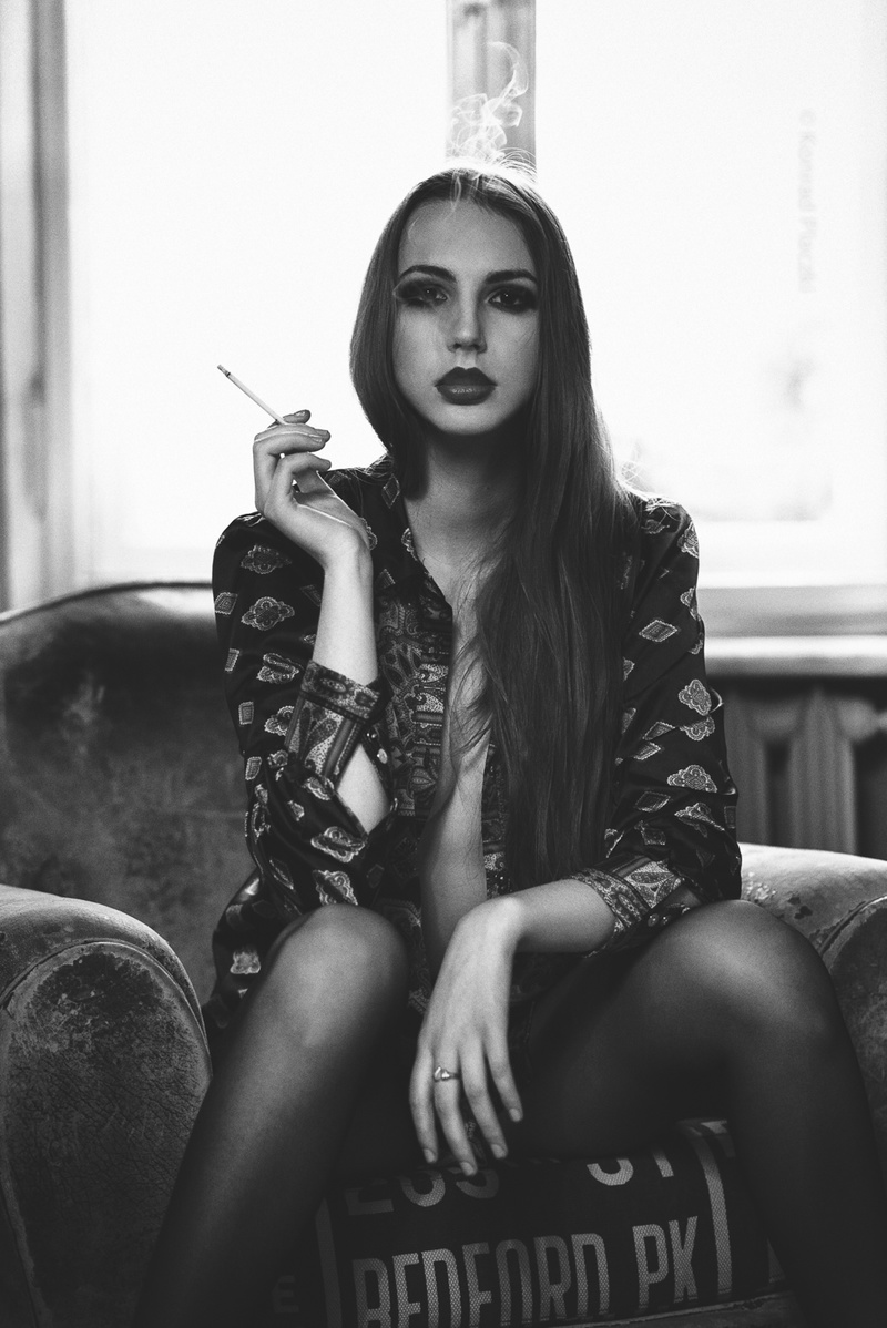 Female model photo shoot of Aleksandra Maria 