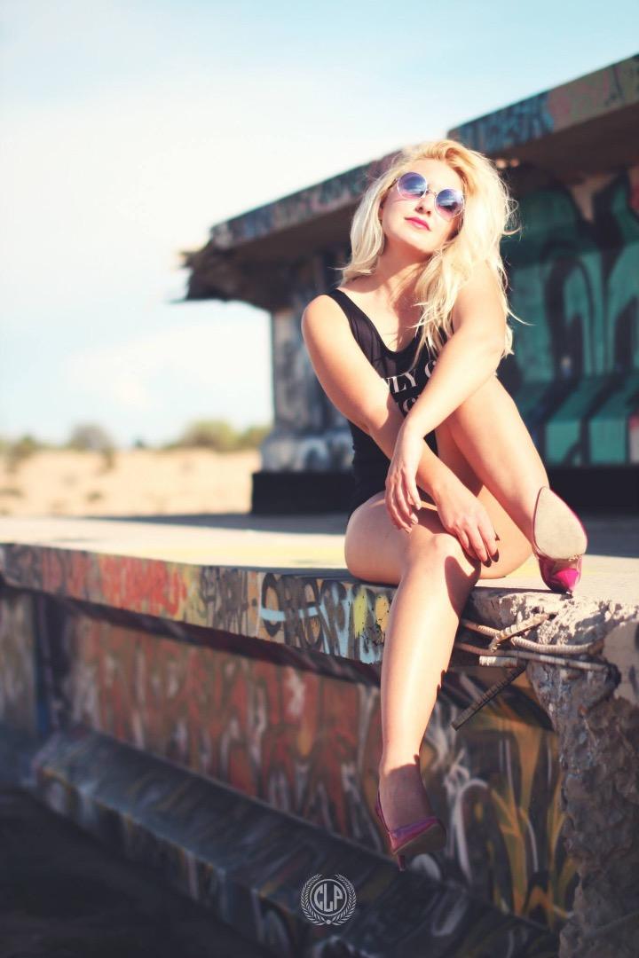 Female model photo shoot of sydneyystorm in Phoenix AZ