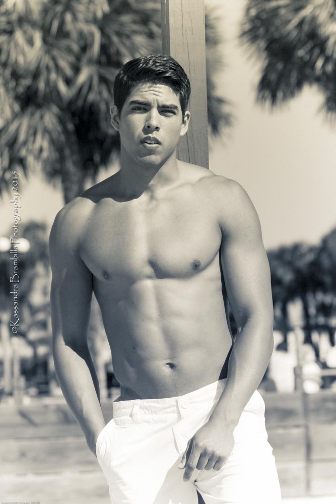 Male model photo shoot of Andre Crespo