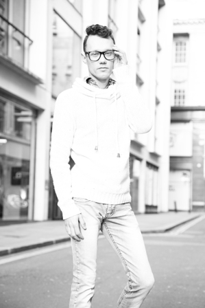 Male model photo shoot of Lukasz Pietraszkiewicz in London