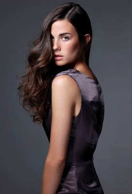 Female model photo shoot of Julia Naismith