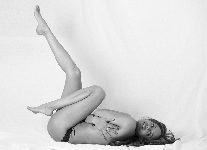 Female model photo shoot of Danielle Sabrina