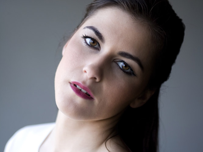 Female model photo shoot of Tess Photography in Utrecht