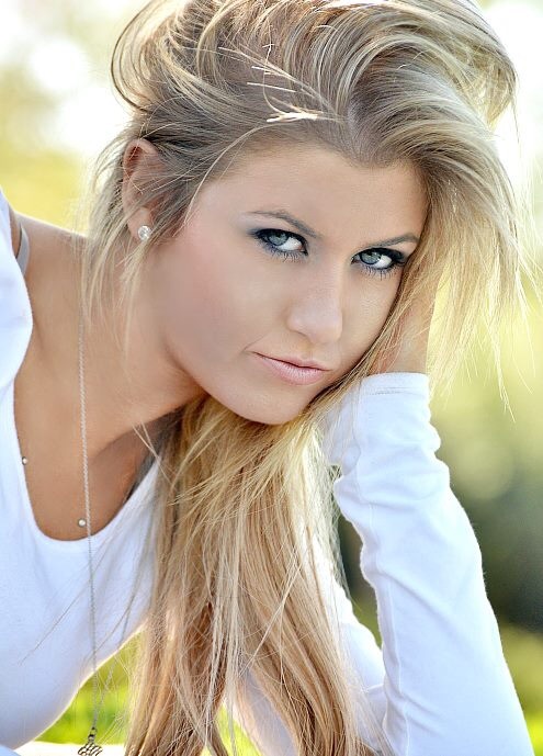 Female model photo shoot of Rissa Brooke in Los Angeles