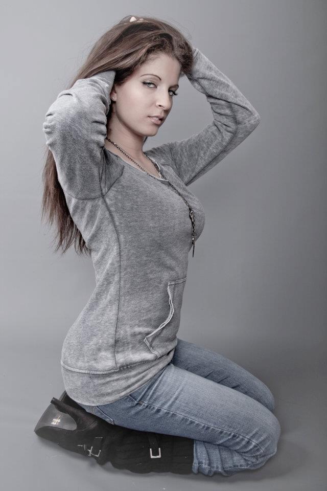 Female model photo shoot of Nikki AK