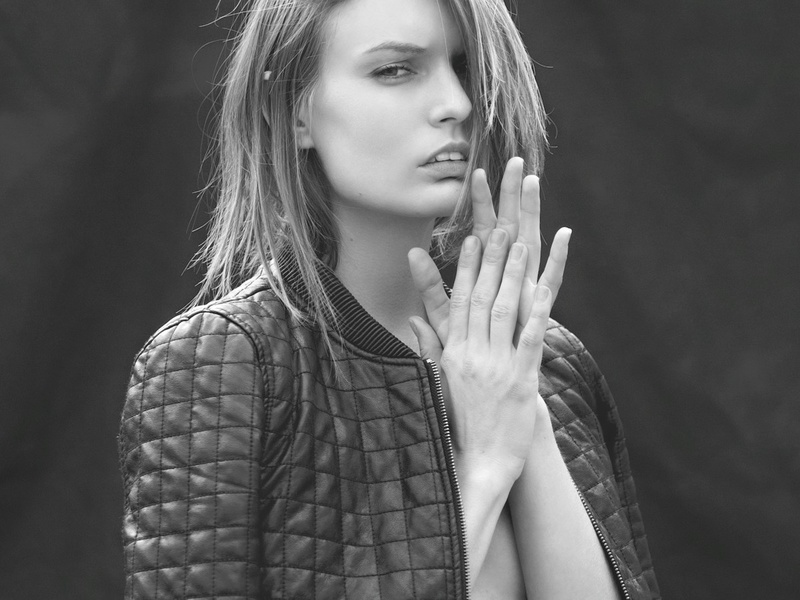 Female model photo shoot of Natalie Cerny
