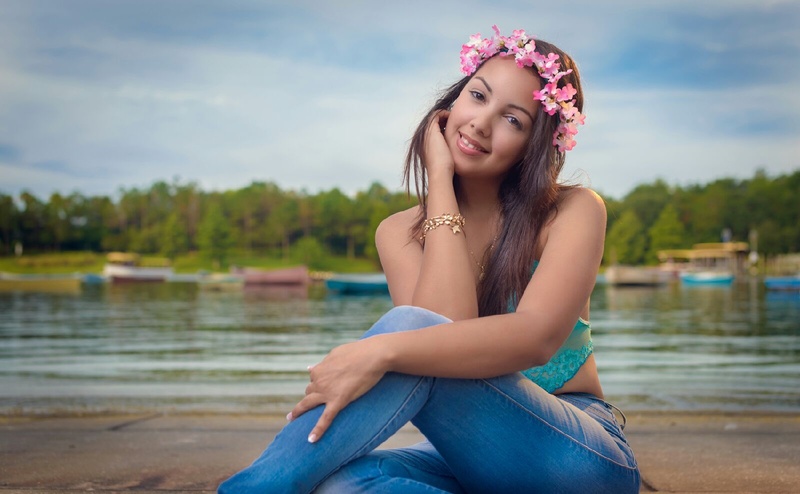 Female model photo shoot of Ave Jene by EM Photography in Orlando, Fl