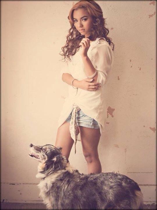 Female model photo shoot of Finn Ashtyn by David Birdsong 