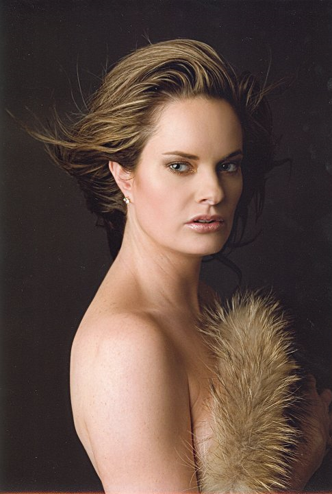 Female model photo shoot of Stephanie Avril Gregory