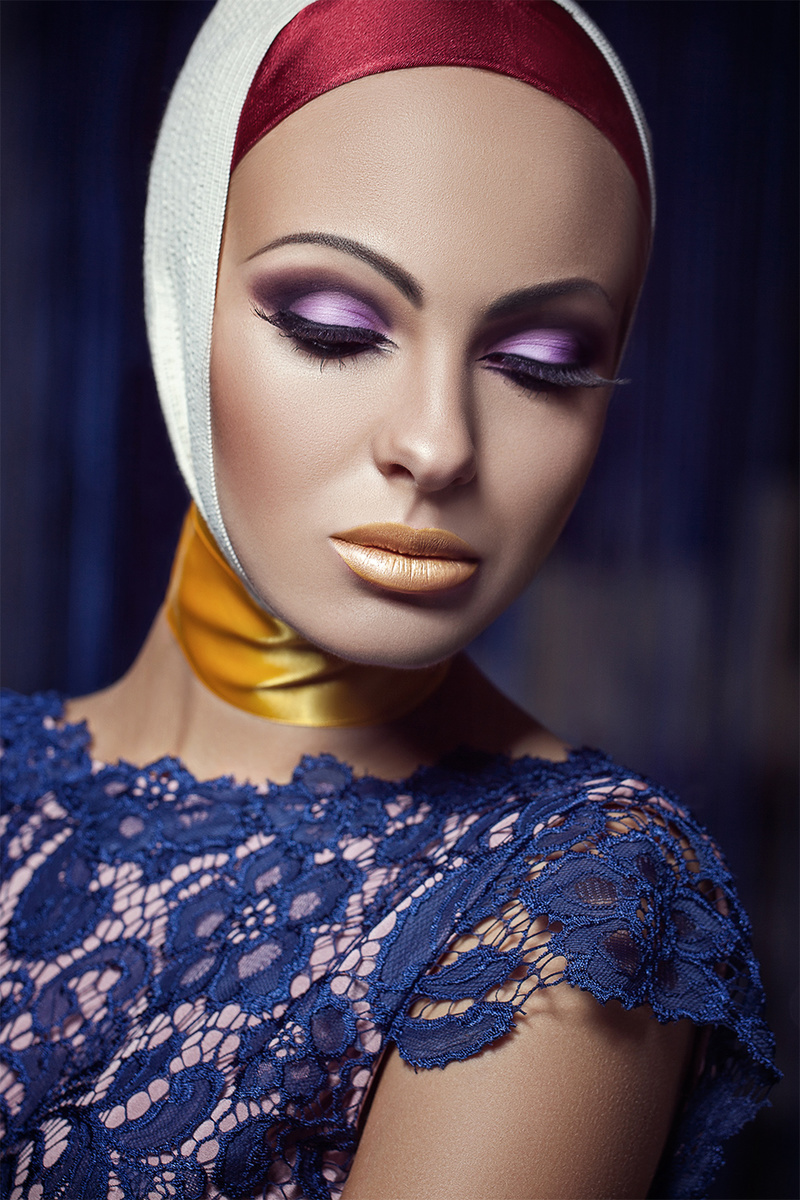Female model photo shoot of Nadezda M