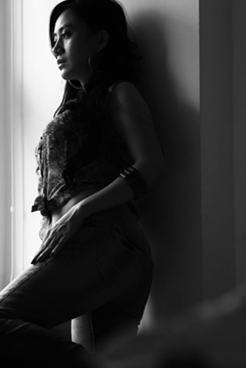 Female model photo shoot of Shamantha
