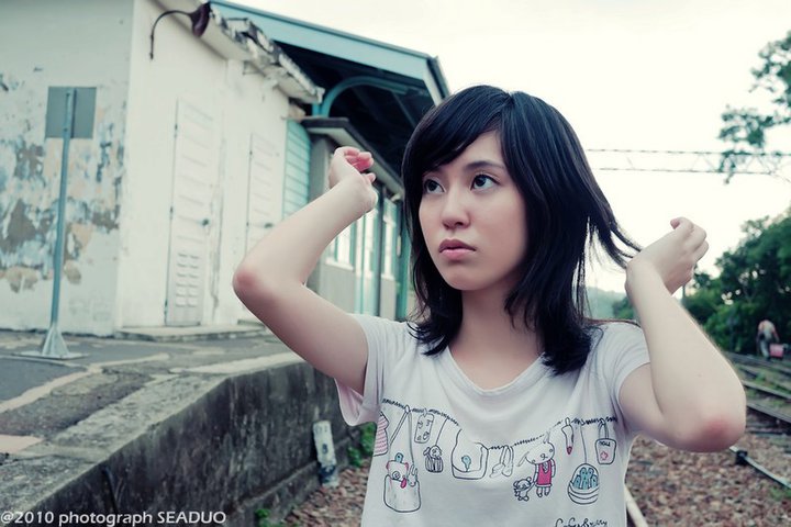 Female model photo shoot of Mei mei in Taichung, Taiwan