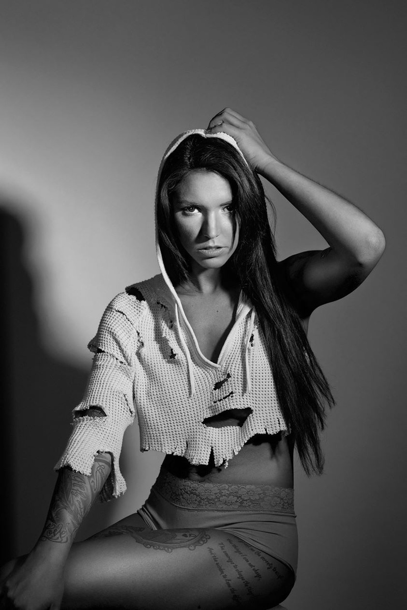Female model photo shoot of Briana Fernandes
