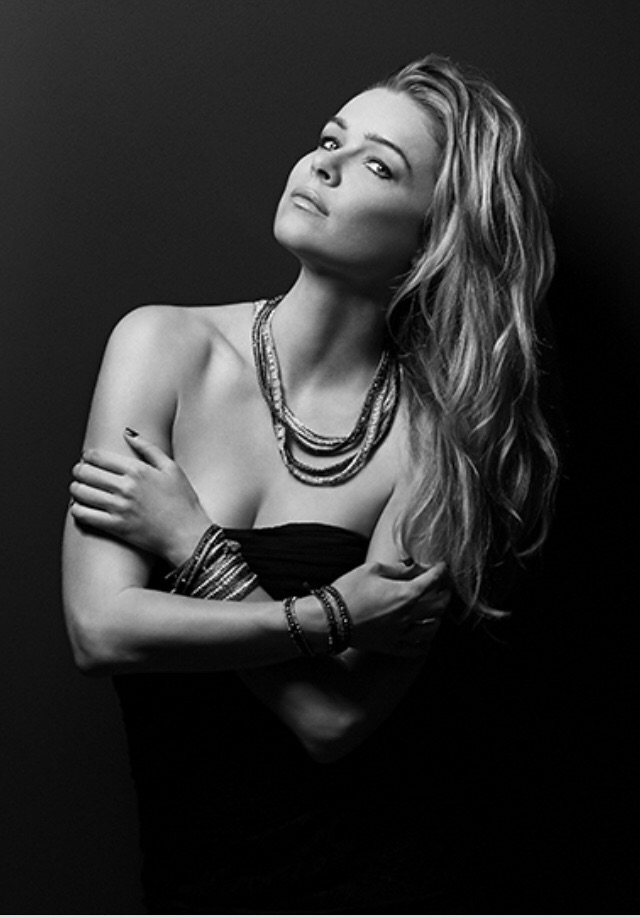 Female model photo shoot of monika seidlova