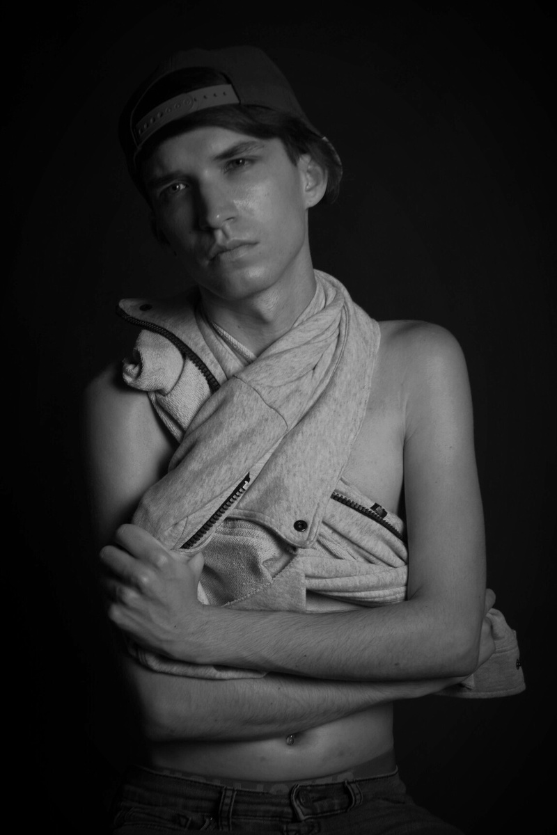 Male model photo shoot of Brayden Michaels