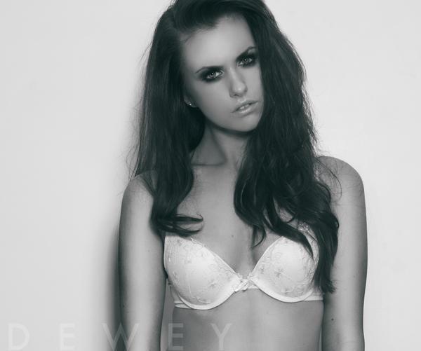 Female model photo shoot of nataliegrace kelsey
