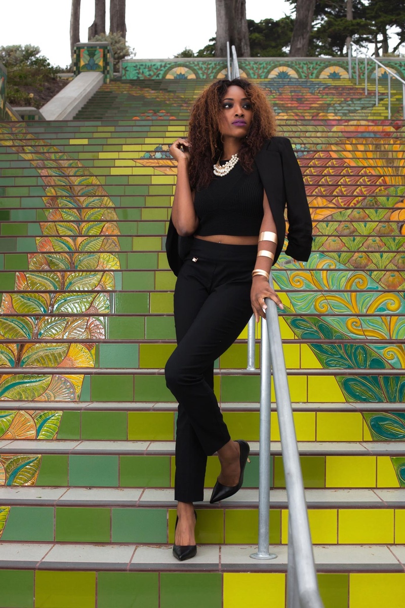 Female model photo shoot of Dee Williams  by Rachel Radcliffe  in Lincoln park stairs