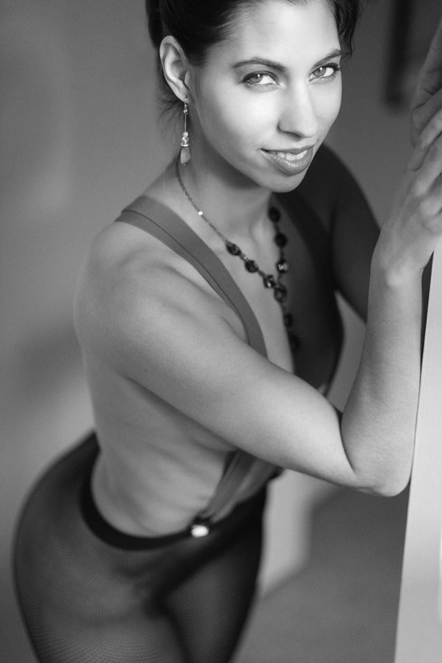 Female model photo shoot of Gigi Mcsqueegie by Pedro E Bauza
