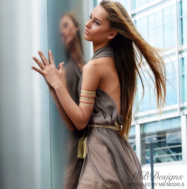 Female model photo shoot of Shannonmhs in Canary Wharf