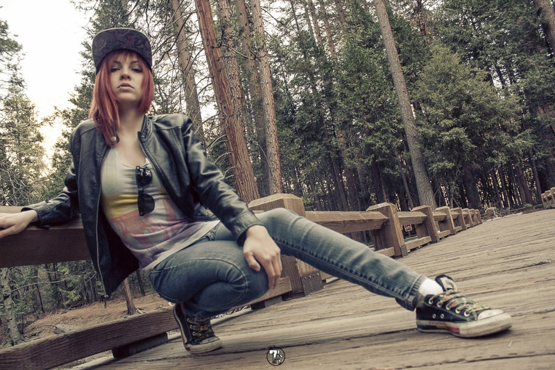 Female model photo shoot of AshleyRocket