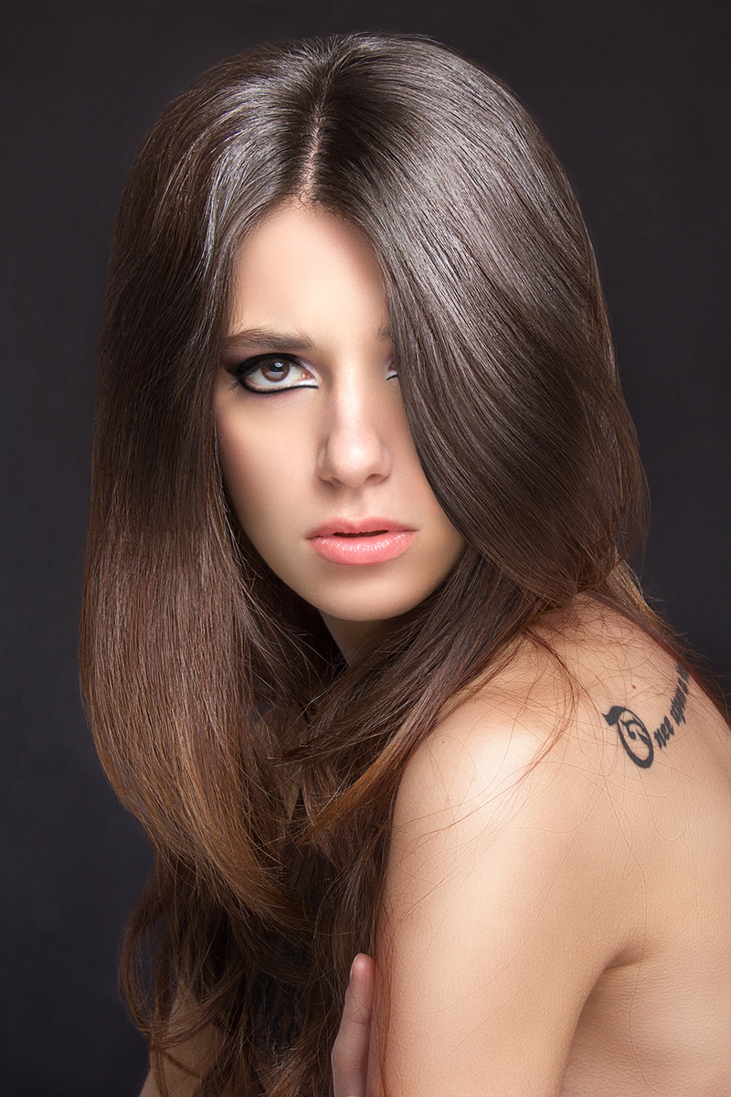 Female model photo shoot of Tina Karsa