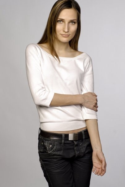 Female model photo shoot of Zdenka