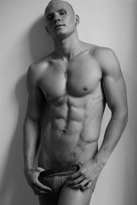 Male model photo shoot of Artem Nikitin
