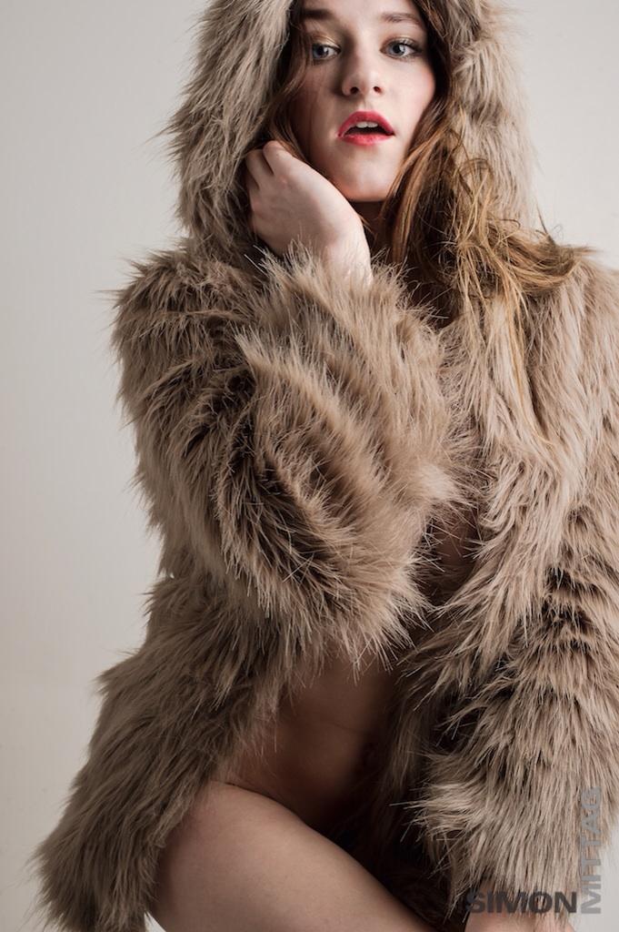 Female model photo shoot of Karolina Jazwinski