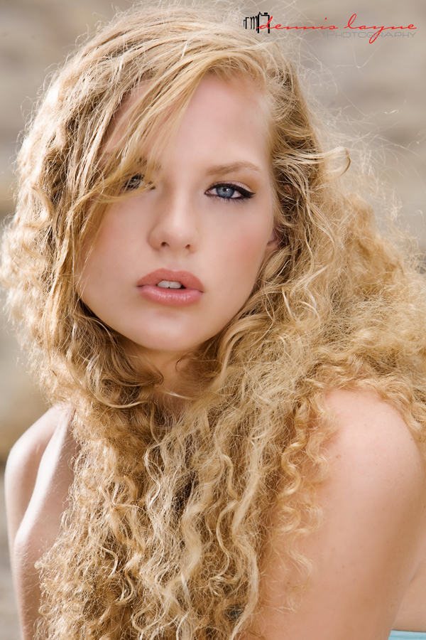 Female model photo shoot of Sassarella