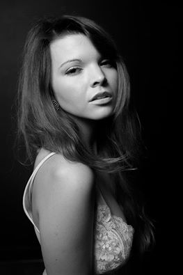 Female model photo shoot of Mirandagilly22
