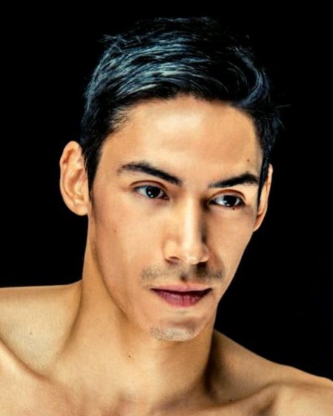 Male model photo shoot of Alex Osmond