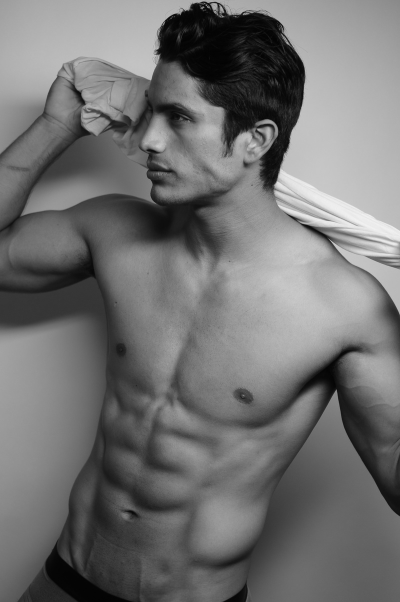 Male model photo shoot of Montano