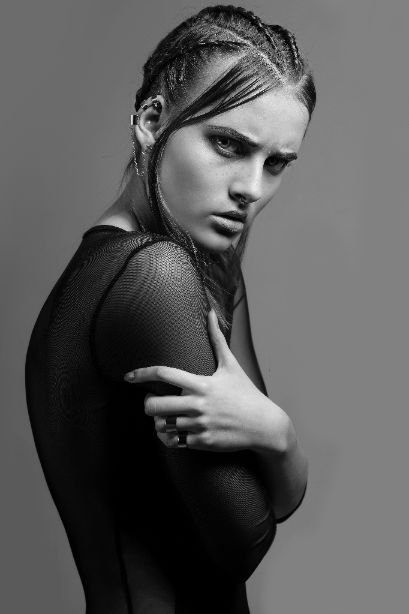 Female model photo shoot of Jayne Meyer