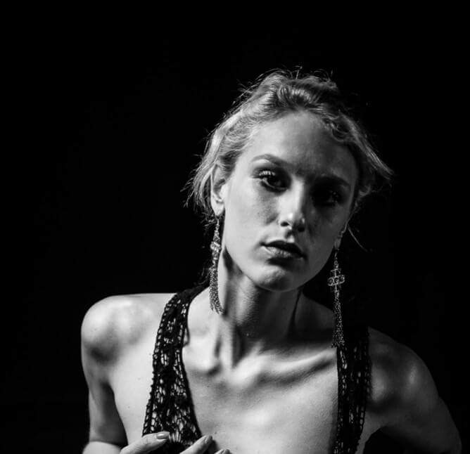 Female model photo shoot of Ambitious sola