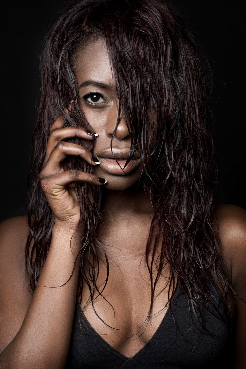 Female model photo shoot of Chani Munsaka