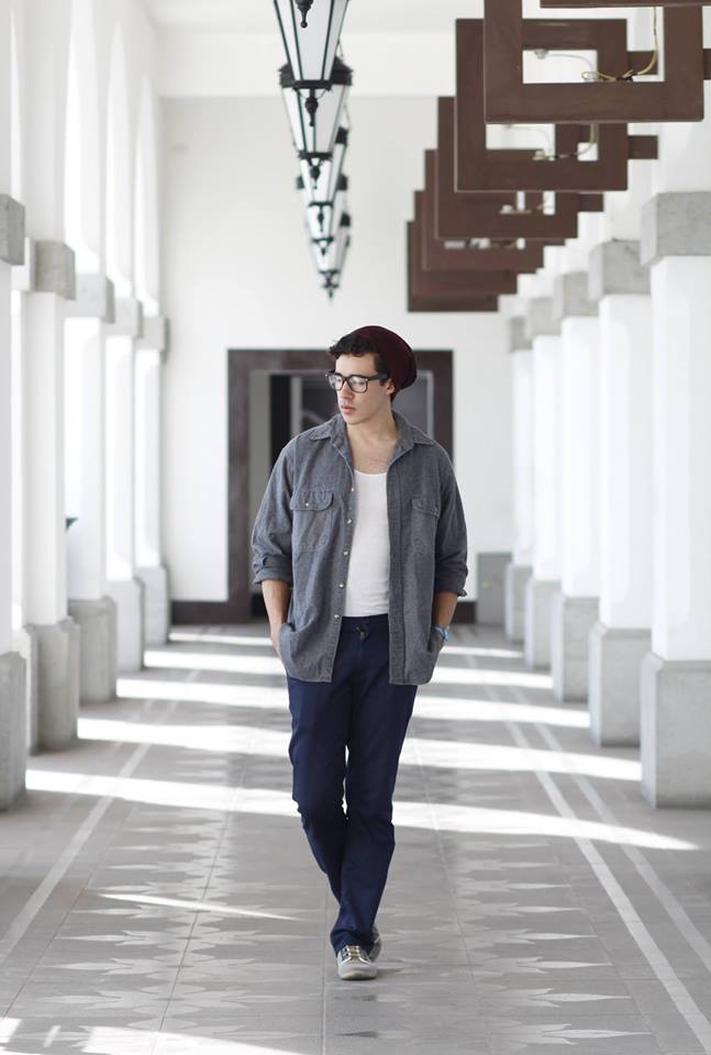 Male model photo shoot of Fernando Rosales