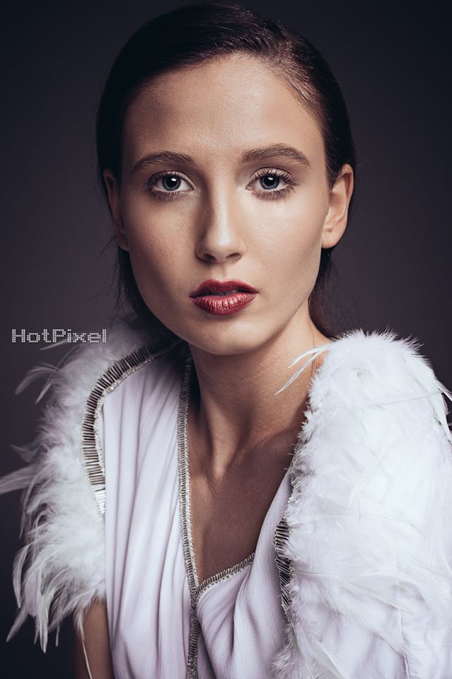Male model photo shoot of Hot Pixel
