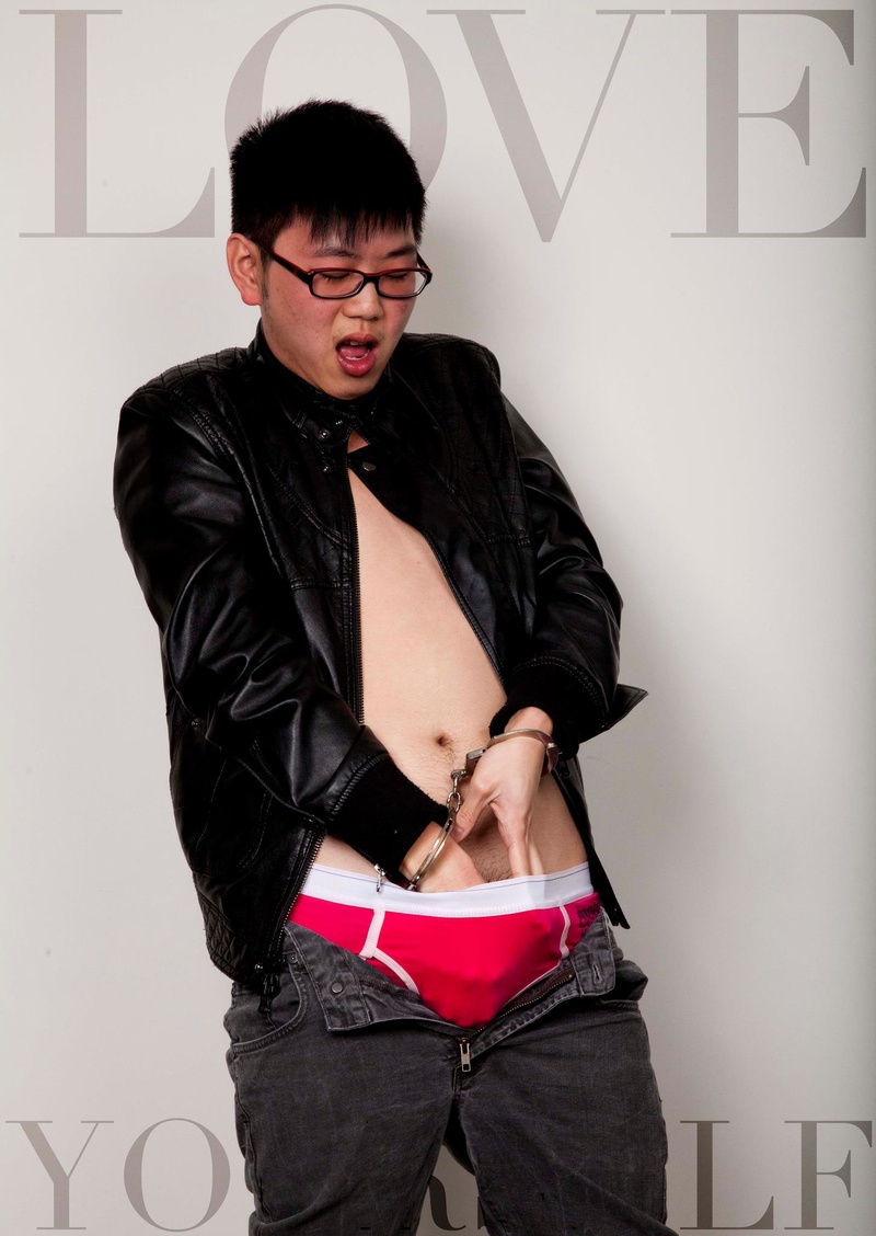 Male model photo shoot of MikeyChang90
