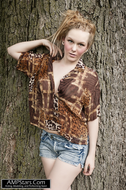 Female model photo shoot of Faith Reezy by ImagesByJames