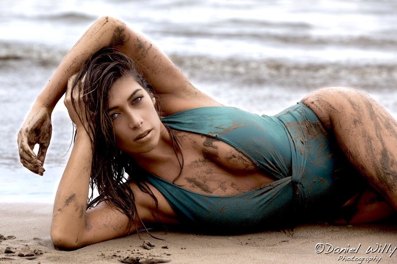 Female model photo shoot of Annaliza Galo