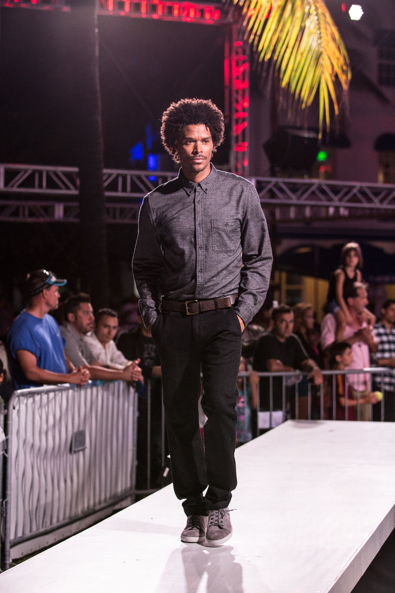Male model photo shoot of Brandamos in Miami