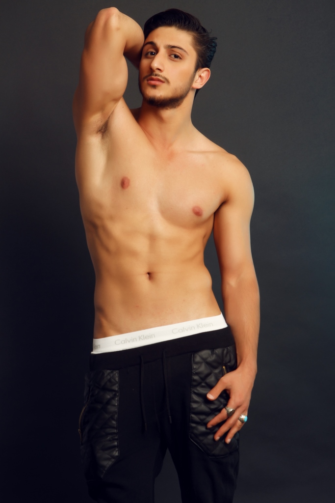 Male model photo shoot of Edris Noori