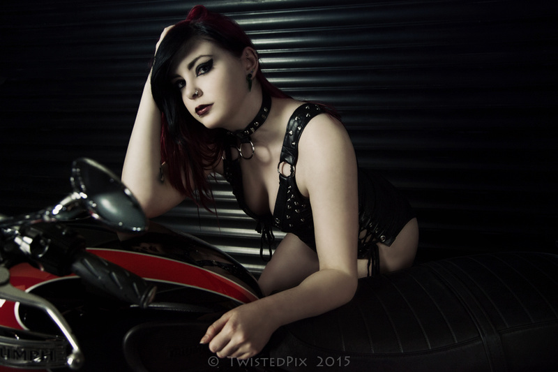 Female model photo shoot of Amy Asylum by TwistedPix in Tipton