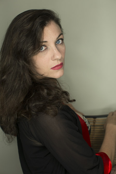 Female model photo shoot of Vivien Melette