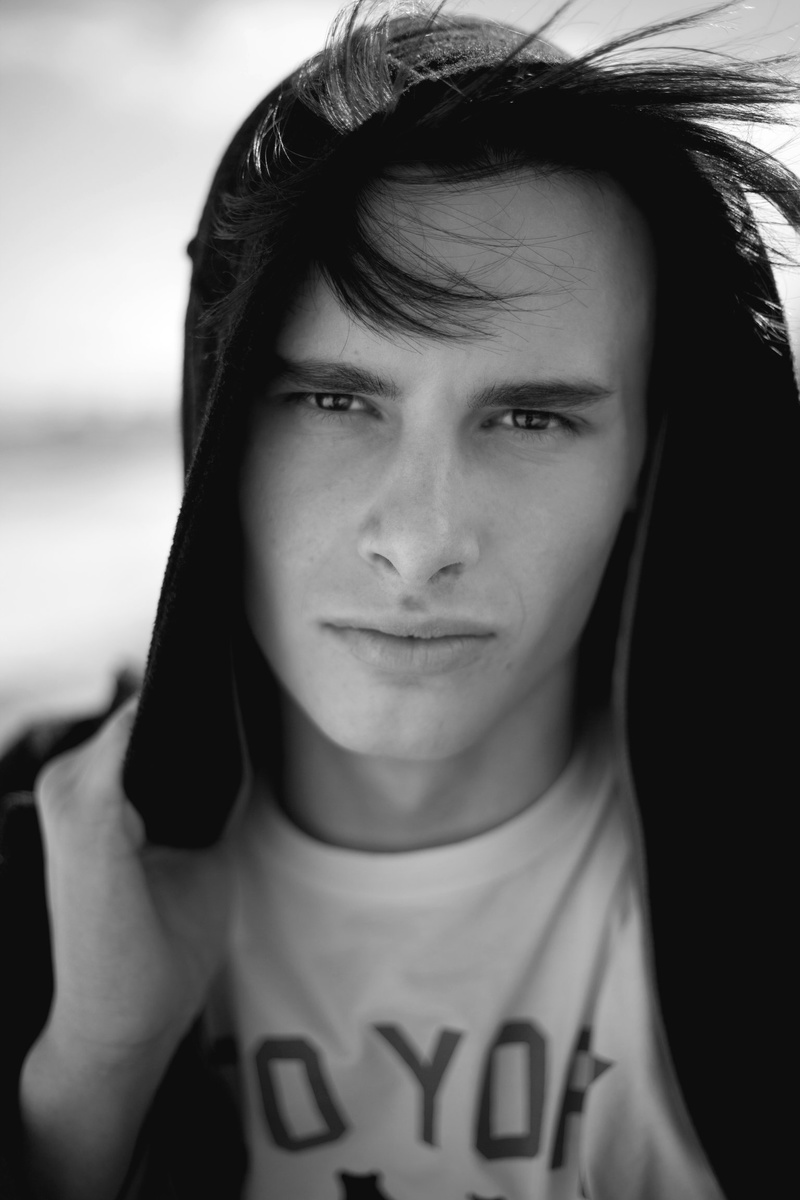 Male model photo shoot of Royce Markey